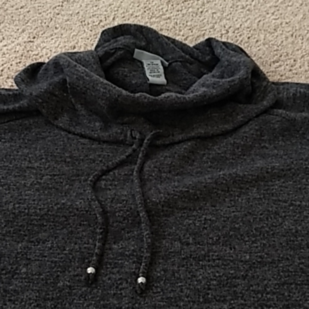 Catherine dark gray pullover size 18/20